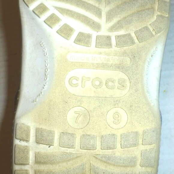 Crocs Classic Out of This World Unisex Clogs Men Size: 6 Women Size: 8 READ - Picture 15 of 15